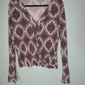 Beautiful, comfy floral top with bell sleeves.